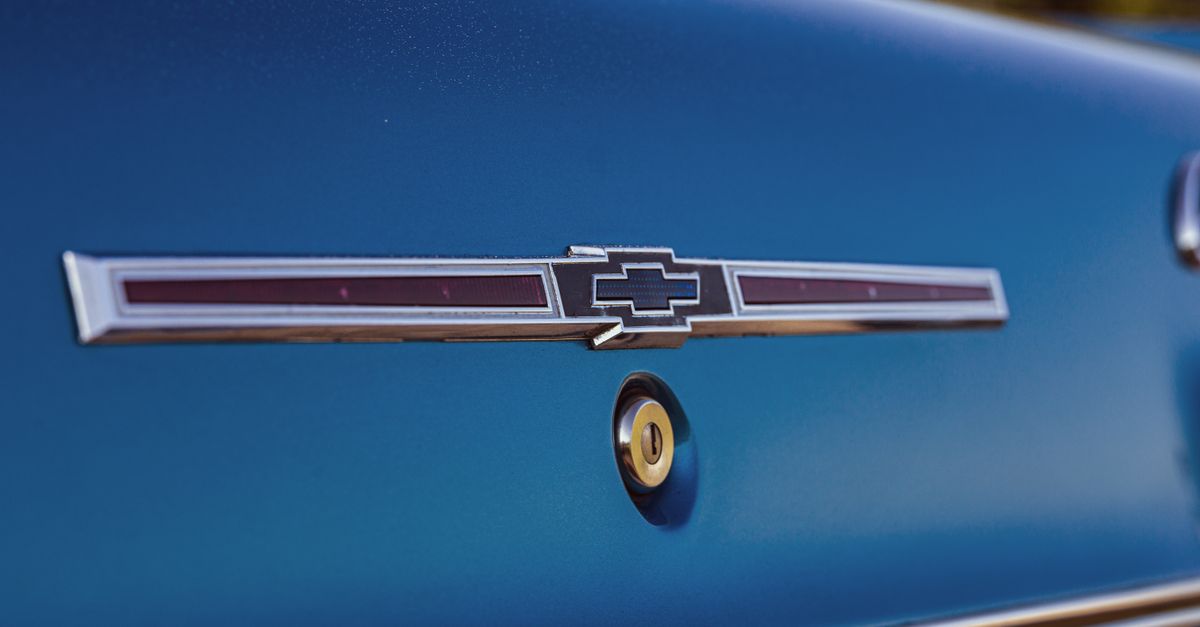 Chevrolet car key fob — Emerson Locksmith Corp