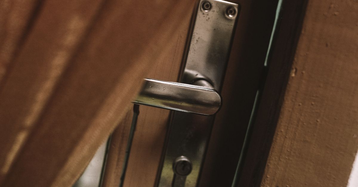 What Our House Lockout Service Actually Covers — From Mortise Locks to Modern Door Knob Locks — Emerson Locksmith Corp